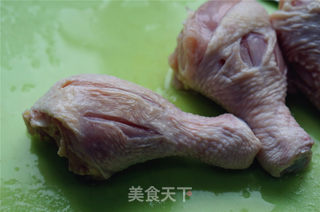 #第四届烘焙大赛暨是爱吃节#迷迭香盐烤鸡腿的做法步骤:2