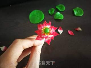 #第四届烘焙大赛暨是爱吃节#翻糖紫薯夹心蛋糕的做法步骤:18