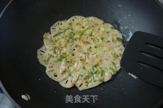 莲藕槐花薄饼的做法步骤:8