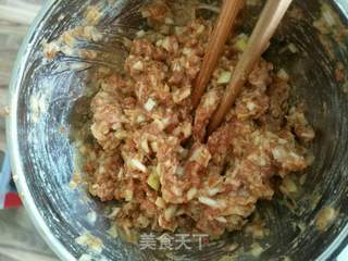 #第四届烘焙大赛暨是爱吃#大葱猪肉卷的做法步骤:4