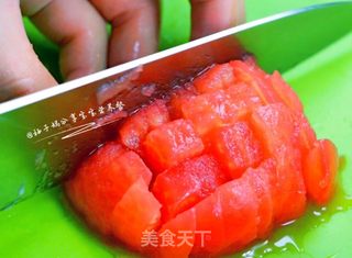 爽口开胃汤—番茄金针菇汤的做法步骤:3