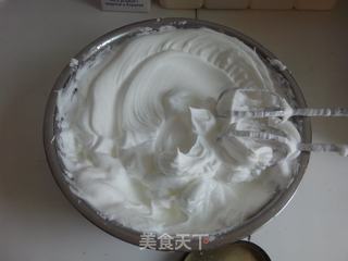 #第四届烘焙大赛暨是爱吃节#草莓雪人蛋糕的做法步骤:8