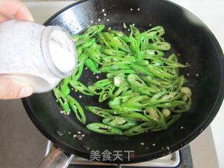 杭椒炒鸡胗的做法步骤:7