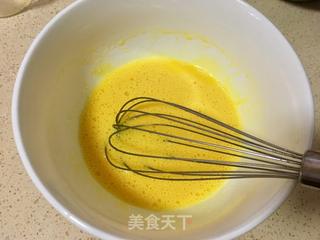 #第四届烘焙大赛暨是爱吃节# 橙香戚风蛋糕的做法步骤:4