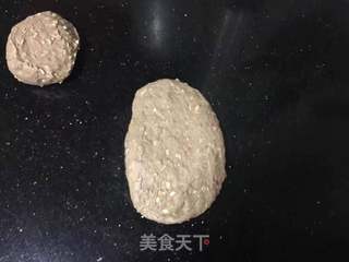 #第四届烘焙大赛暨是爱吃节#火腿燕麦咸味软欧包的做法步骤：9