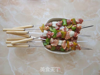 五彩蔬菜肉串的做法步骤:3
