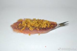 烤凤尾鱼的做法步骤:3