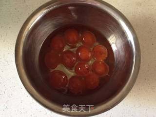 #第四届烘焙大赛暨是爱吃节#网红超有料蛋黄酥的做法步骤：1