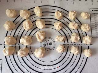 #第四届烘焙大赛暨是爱吃节#网红超有料蛋黄酥的做法步骤:5
