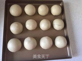 #第四届烘焙大赛暨是爱吃节#网红超有料蛋黄酥的做法步骤:15