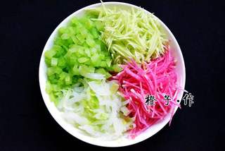 老北京炸酱面传统老做法的做法步骤:5