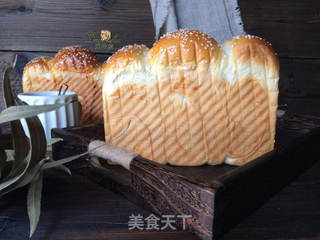 #第四届烘焙大赛暨是爱吃节#炼乳牛奶吐司的做法步骤:11