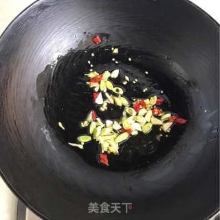 龙利鱼豆腐煲的做法步骤：6