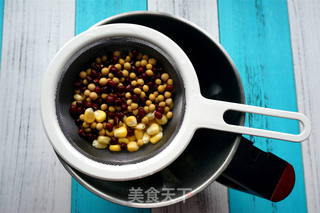 玉米红豆豆浆的做法步骤:2