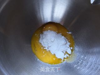 #第四届烘焙大赛暨是爱吃节#棉花奶油杯子蛋糕的做法步骤：1