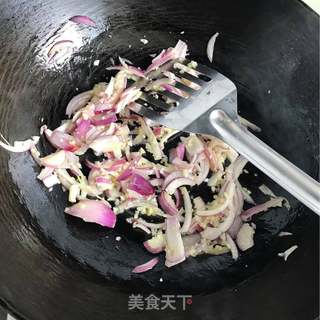 #ACA第四届烘焙大赛#造色情怀 意式培根鲜虾披萨的做法步骤：4