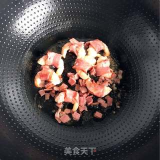#ACA第四届烘焙大赛#造色情怀 意式培根鲜虾披萨的做法步骤：9