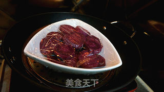 紫薯汤圆酒酿羹的做法步骤:2