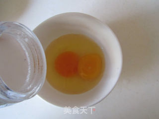 番茄平菇蛋花汤的做法步骤:2