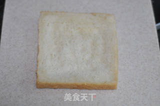 #第四届烘焙大赛暨是爱吃节#苹果玫瑰卷土司盒的做法步骤:2