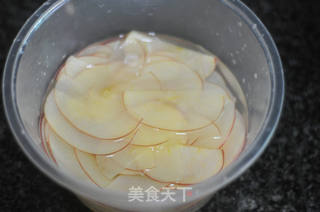#第四届烘焙大赛暨是爱吃节#苹果玫瑰卷土司盒的做法步骤:8
