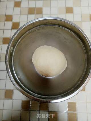 #第四届烘焙大赛暨是爱吃节#鲜肉面包的做法步骤:2