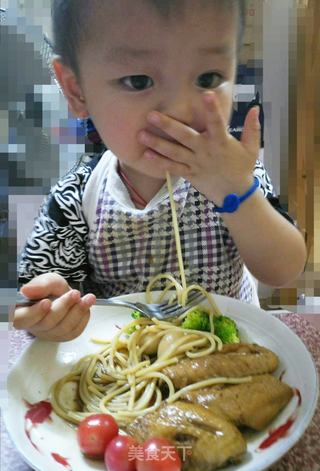 黑椒鸡翅意面的做法步骤:25