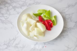 新疆大盘鸡的做法步骤：3