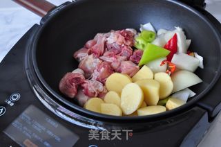 新疆大盘鸡的做法步骤：6