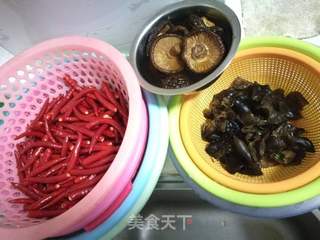 香辣牛肉酱(附牛肉酱拌面做法)的做法步骤:2