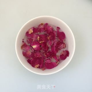 牡丹花护肤粥的做法步骤:2