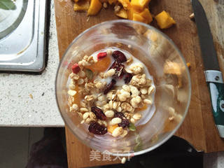 芒果燕麦酸奶的做法步骤:5