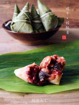 红豆蜜枣粽子的做法步骤:26