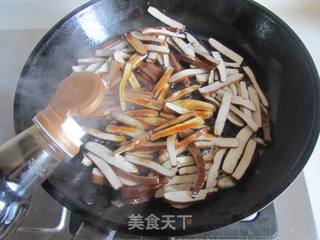 红椒韭菜炒香干的做法步骤：4