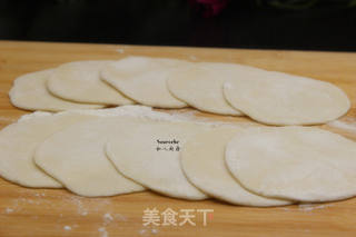韭菜水饺的做法步骤:7