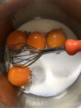 #第四届烘焙大赛暨是爱吃节#抹茶草莓蛋糕卷的做法步骤:4