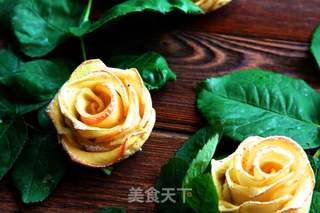 #第四届烘焙大赛暨是爱吃节#苹果玫瑰花的做法步骤:16