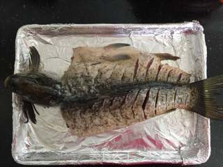 #第四届烘焙大赛暨是爱吃节#香辣孜然烤鱼的做法步骤:6