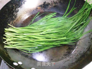 #第四届烘焙大赛暨是爱吃节#鱼丸韭菜盏的做法步骤:1