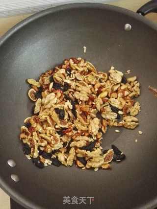 轻食坚果能量棒的做法步骤:2