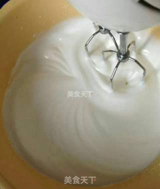 #第四届烘焙大赛暨是爱吃节#红丝绒蛋糕卷的做法步骤:5