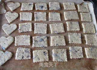 #第四届烘焙大赛暨是爱吃节#海苔苏打饼干的做法步骤：12