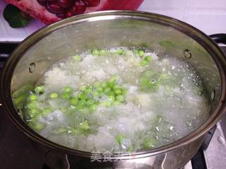#第四届烘焙大赛暨是爱吃节#翡翠银耳羹的做法步骤：5