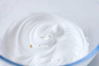 酸奶乳酪千叶纹蛋糕的做法步骤:5