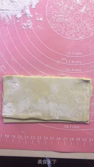 懒人版飞饼蛋黄酥超简单的做法步骤:3
