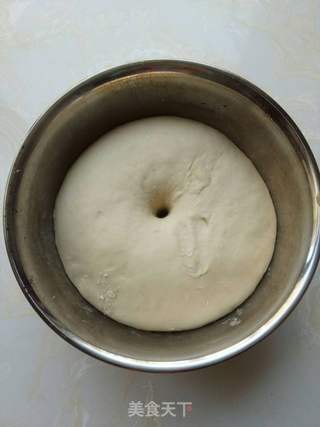 白菜油渣包子的做法步骤:12