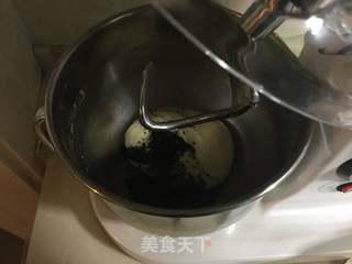 #第四届烘焙大赛暨是爱吃节#黑芝麻华夫饼的做法步骤：4