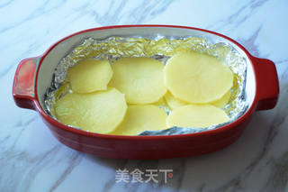 #第四届烘焙大赛暨是爱吃节#蒜香芝士排骨配土豆的做法步骤:7