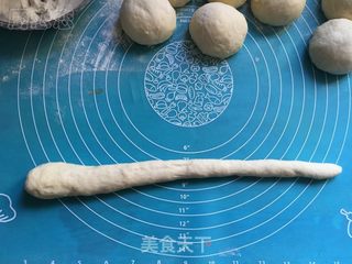 #第四届烘焙大赛暨是爱吃节#田螺姑娘面包的做法步骤：6