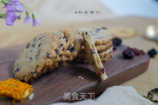 适合烘焙新手的简单又好吃的蔓越莓饼干的做法步骤:9